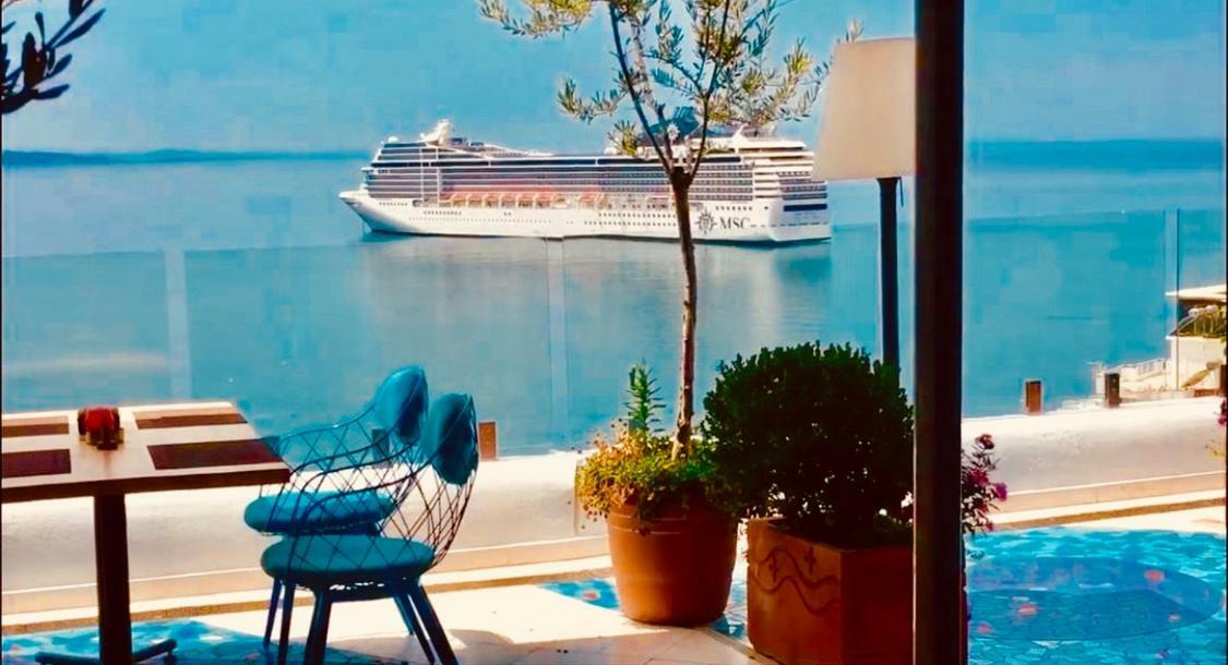 Villa 23 On The Bay Sarandë Exteriör bild